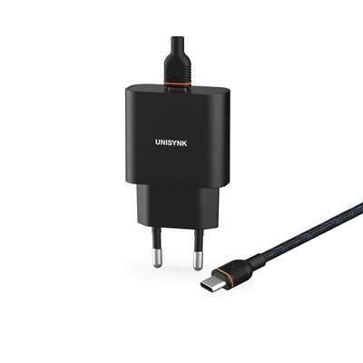 Unisynk 20W USB-C -verkkovirtalaturi ja 2m USB-C-kaapeli, musta