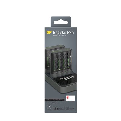 GP ReCyko Pro lataustelakka x2 ja 8xAA Photoflash 2200mAh akut
